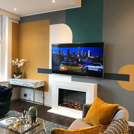 2 Bed Chic Apartment In Glasgow City Centre Bagian luar foto